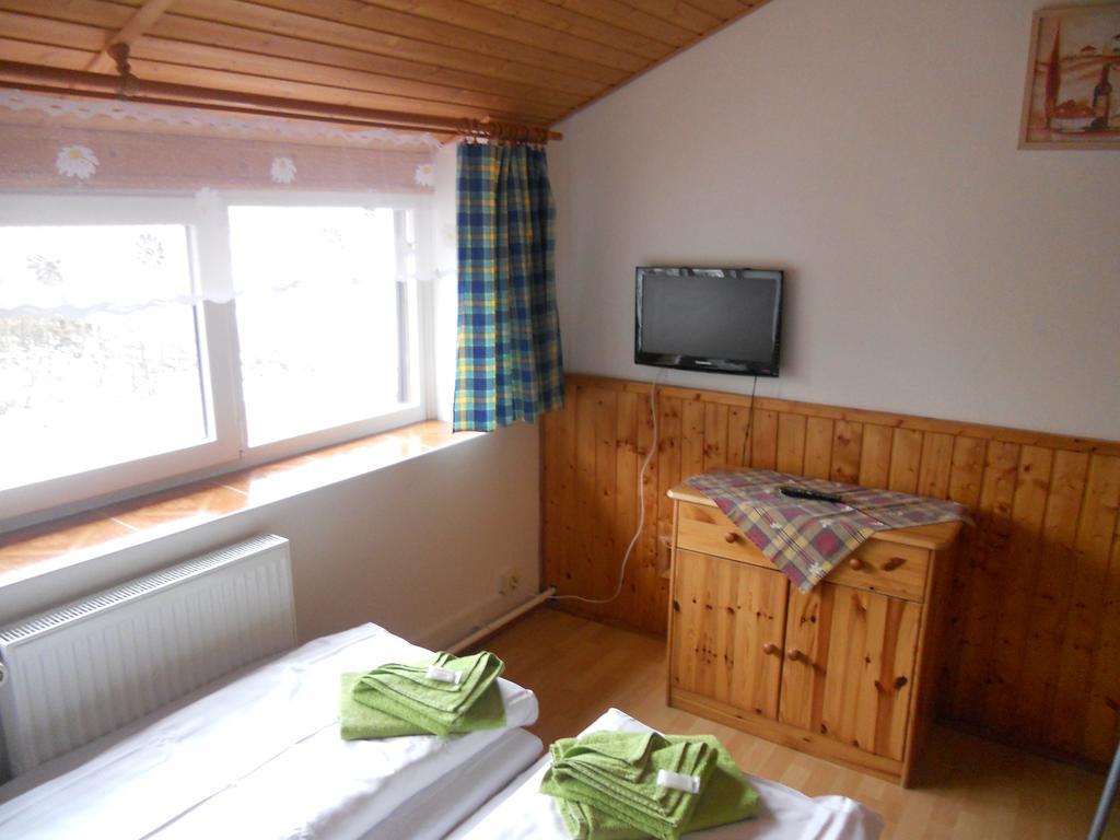 Penzion Kamzik Ceska Kamenice Exterior photo