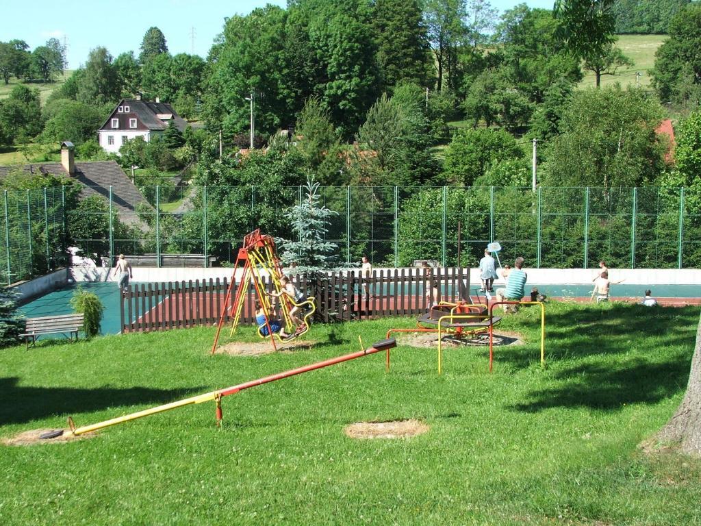 Penzion Kamzik Ceska Kamenice Exterior photo